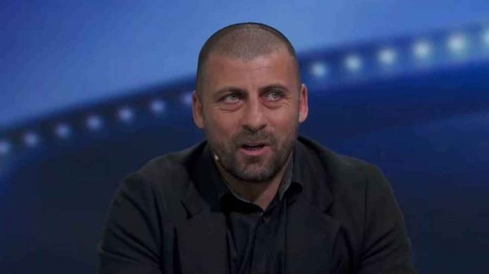 walter-samuel-inter-the-wall